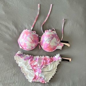 Victoria's Secret bikini set 34DDD/L NWT